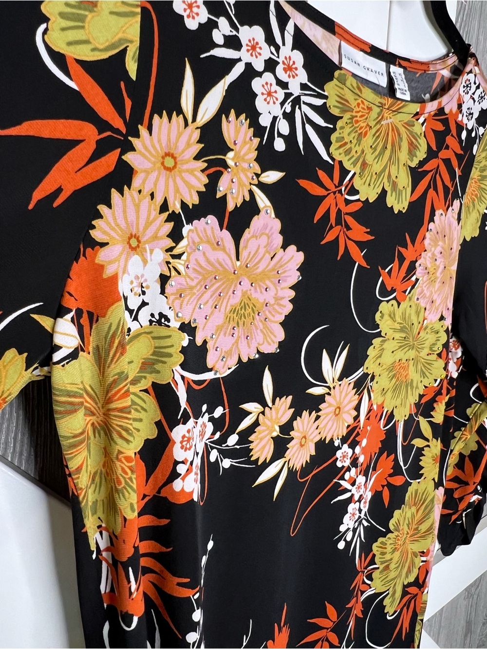 Floral Print Black Women's Blouse with Pink & Olive Flowers - Picture 4 of 8